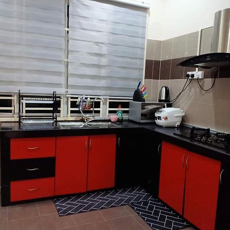 Melissa Homestay Merlimau Exteriör bild