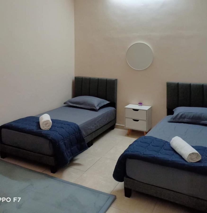 Melissa Homestay Merlimau Exteriör bild